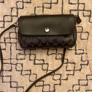 New, reversible coach purse.